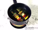 /www/bananadaily.net/web/images/image/2281/22811115.avif